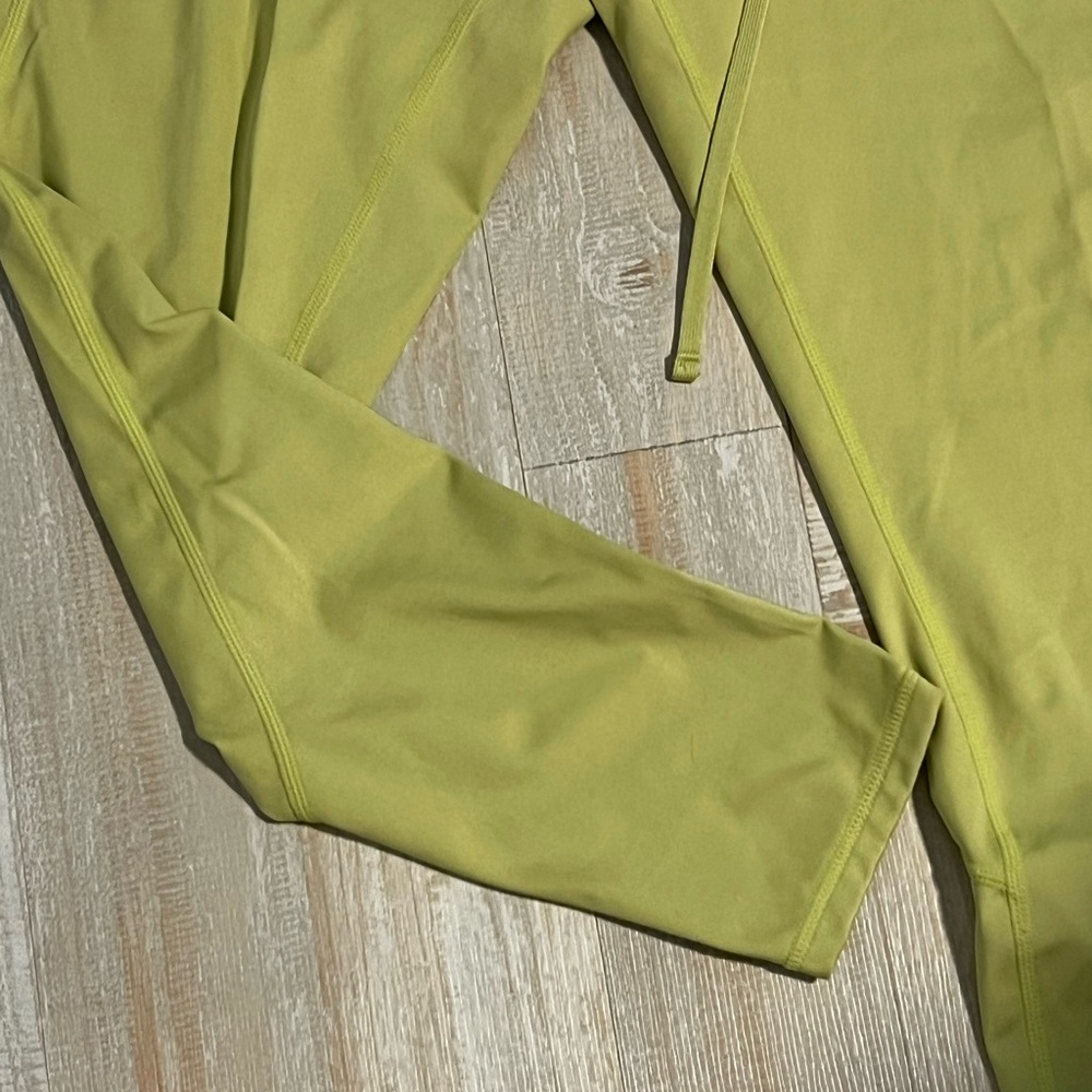 Z by Zella
HW Interval
Run Leggings Celery Green - Picture 4 of 7